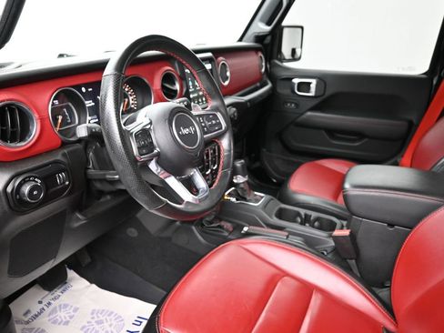 Used 2023 Jeep Wrangler Unlimited Rubicon 392 AWD/4WD image 14