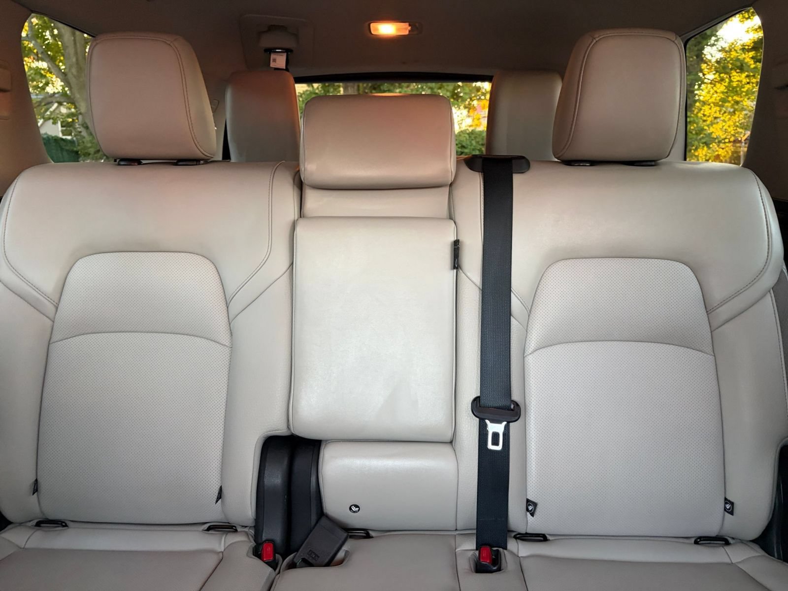 Used 2026 Nissan Pathfinder SL FWD image 40