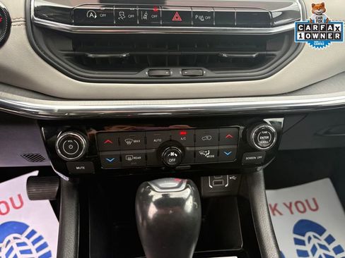 Certified 2022 Jeep Compass Limited image 25