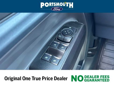 New 2025 Ford Maverick Lobo image 27