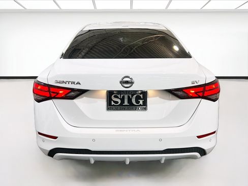 Used 2023 Nissan Sentra SV FWD image 5