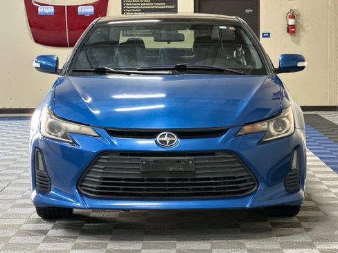 Used 2015 Scion tC image 9