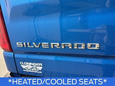 Used 2023 Chevrolet Silverado 1500 ZR2 image 10