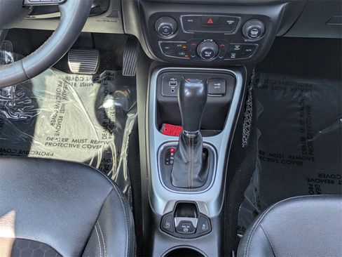 Used 2021 Jeep Compass Latitude image 19