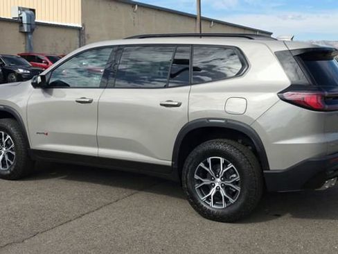 New 2026 GMC Acadia AT4 w/ Luxury Package AWD/4WD image 7