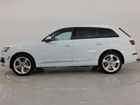 Used 2019 Audi Q7 3.0T Prestige w/ Prestige Package image 2