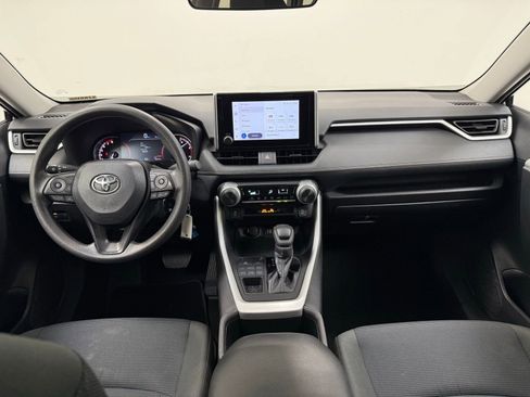 Used 2024 Toyota RAV4 LE AWD/4WD image 22
