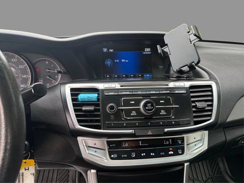 Used 2013 Honda Accord LX-S image 16