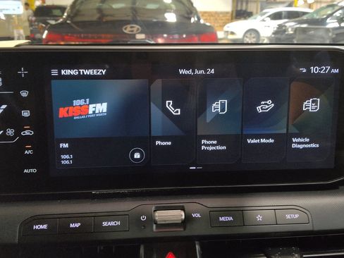 Used 2025 Kia K4 EX FWD image 25