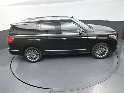 Used 2020 Lincoln Navigator Reserve w/ Luxury Package AWD/4WD image 31