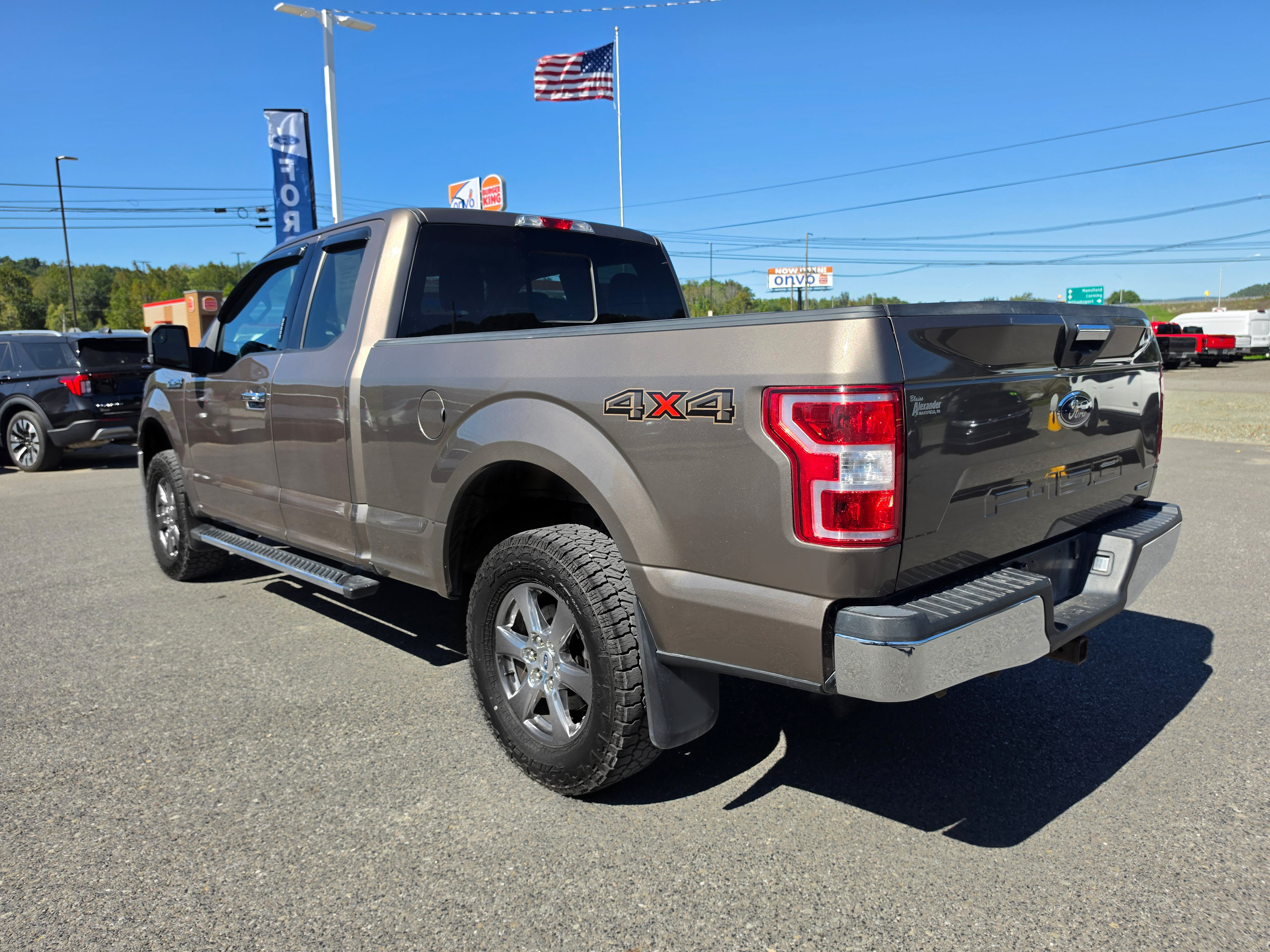 Used 2019 Ford F150 XLT w/ Equipment Group 302A Luxury AWD/4WD image 5
