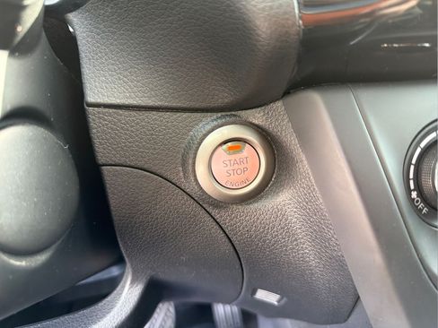 Used 2017 Nissan Sentra SV FWD image 26