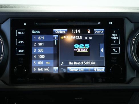 Used 2019 Toyota Tacoma TRD Off-Road w/ Technology Package image 27