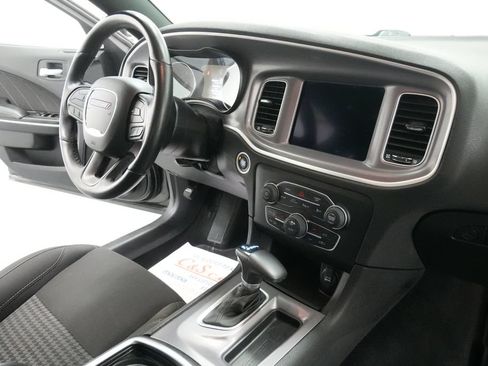 Used 2022 Dodge Charger SXT w/ Cold Weather Package AWD/4WD image 31