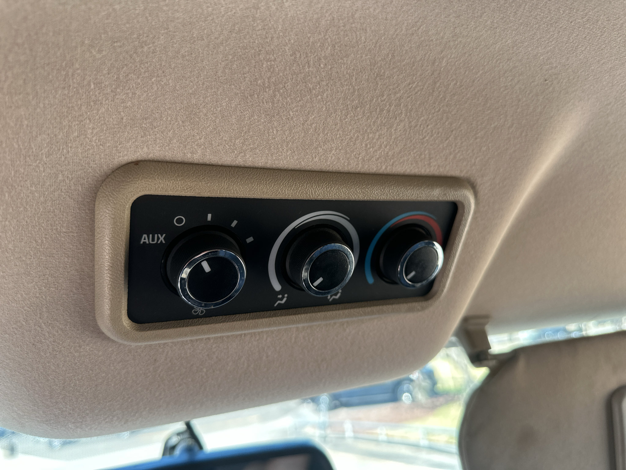 Used 2019 GMC Savana 3500 LS RWD image 11