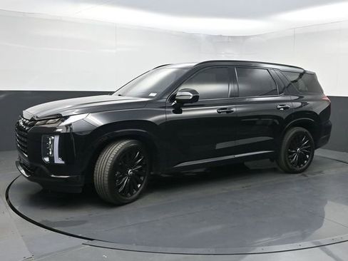 Used 2024 Hyundai Palisade Calligraphy image 4