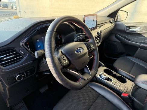 Used 2025 Ford Escape ST-Line FWD image 20