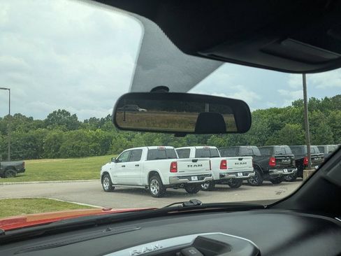 Used 2024 RAM 1500 Lone Star AWD/4WD image 31