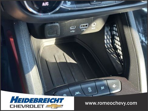 Certified 2023 Chevrolet TrailBlazer RS w/ Convenience Package image 29