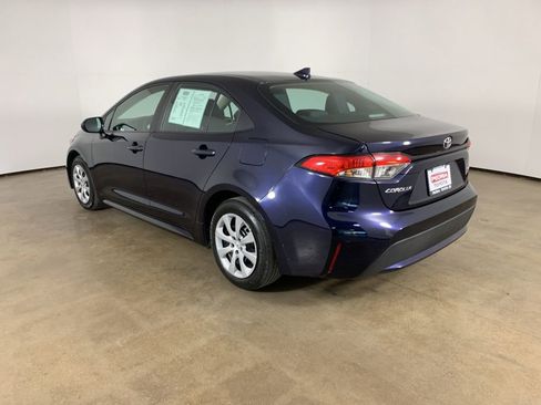 Used 2022 Toyota Corolla LE image 14
