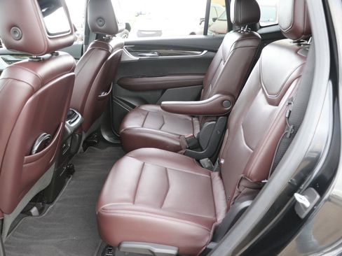 Used 2020 Cadillac XT6 Premium Luxury image 30