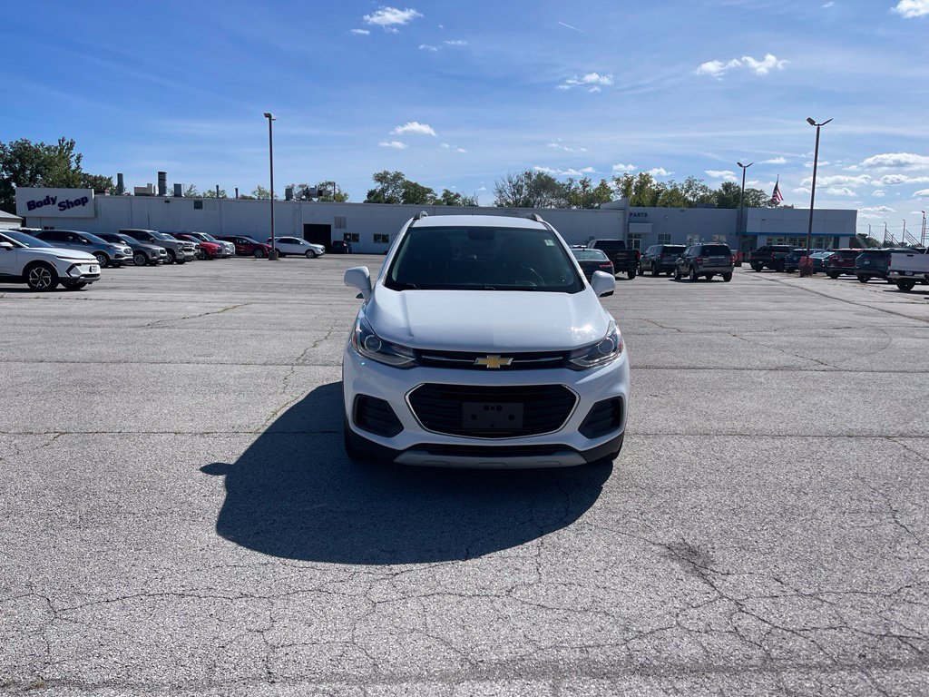 Used 2019 Chevrolet Trax LT w/ LT Convenience Package FWD image 8