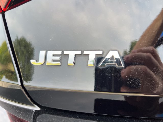 Used 2021 Volkswagen Jetta S w/ Driver Assistance Package FWD image 38