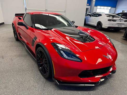 Used 2016 Chevrolet Corvette Z06 w/ 3LZ Preferred Equipment Group RWD image 36