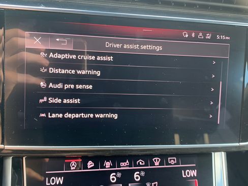 Used 2019 Audi Q8 Prestige w/ Luxury Package AWD/4WD image 34