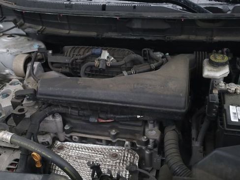 Used 2020 Nissan Rogue SV FWD image 8