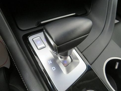 Used 2019 Genesis G70 2.0T Advanced image 24