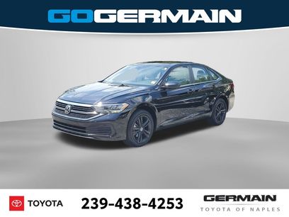 Used 2023 Volkswagen Jetta SE w/ Panoramic Sunroof Package