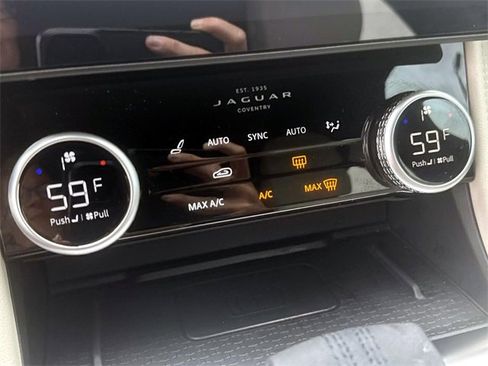 New 2025 Jaguar F-PACE R-Dynamic S image 21