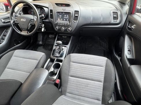 Used 2018 Kia Forte S image 14