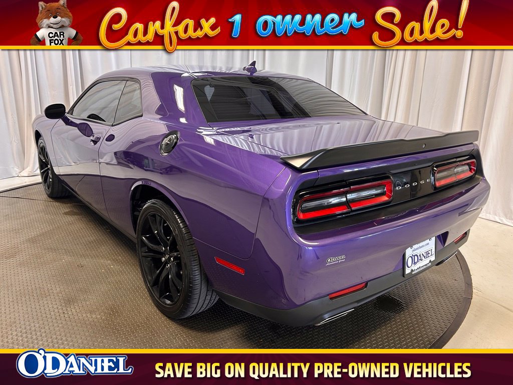 Used 2018 Dodge Challenger SXT w/ Blacktop Package RWD image 2