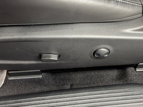 Used 2023 Dodge Challenger R/T Scat Pack w/ Plus Package image 26