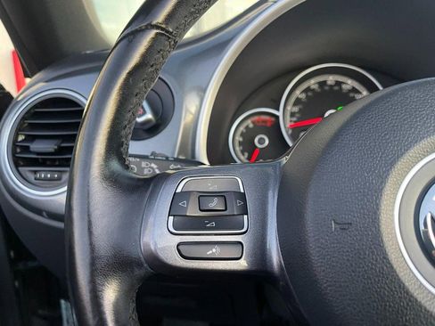 Used 2019 Volkswagen Beetle 2.0T S image 14