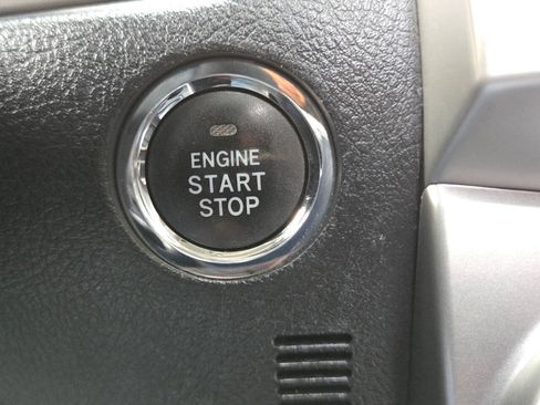 Used 2018 Toyota 4Runner Limited AWD/4WD image 27