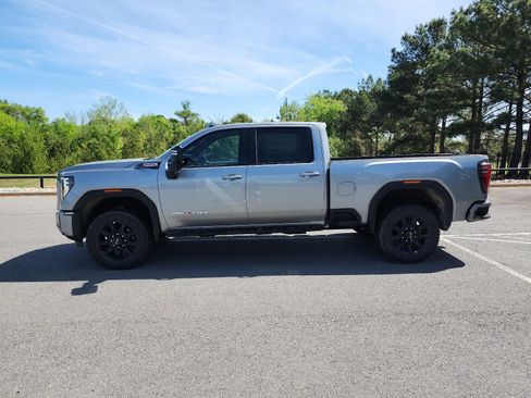 New 2026 GMC Sierra 2500 AT4 w/ AT4 Premium Plus Package AWD/4WD image 2