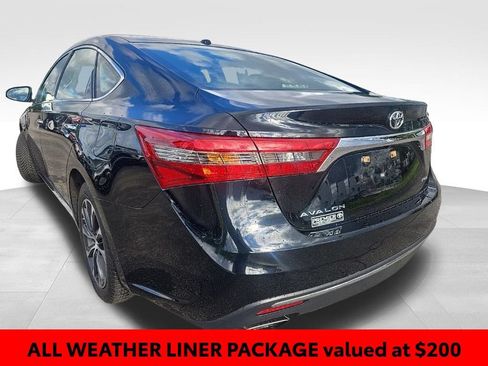Used 2017 Toyota Avalon XLE Premium w/ All Weather Liner Package FWD image 3