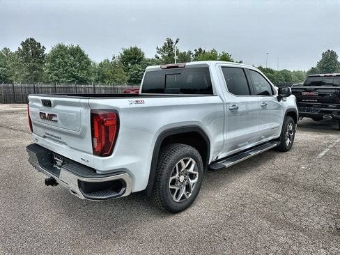 New 2026 GMC Sierra 1500 SLT AWD/4WD image 11