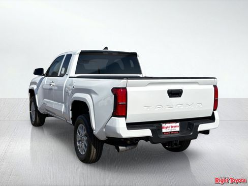 New 2026 Toyota Tacoma SR5 RWD image 4