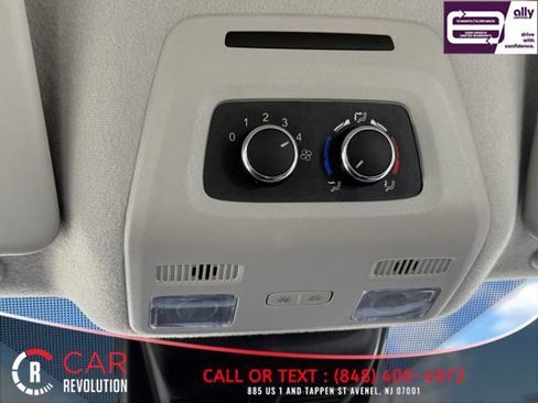 Used 2023 Ford Transit 350 XLT image 38