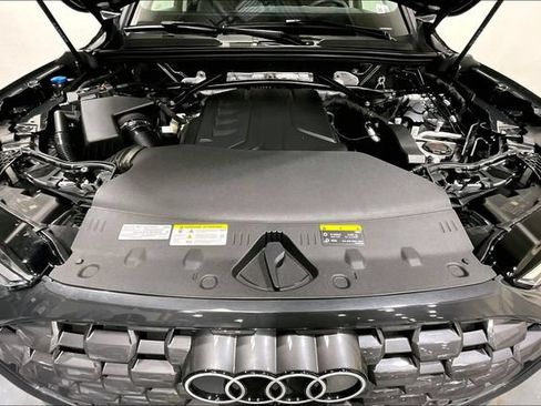 Used 2025 Audi Q5 Premium w/ Convenience Package AWD/4WD image 6