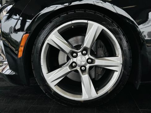 Used 2017 Chevrolet Camaro SS RWD image 27