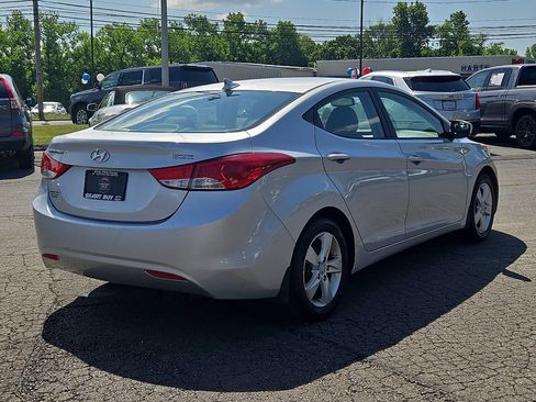 Used 2013 Hyundai Elantra GLS w/ Preferred Pkg FWD image 5