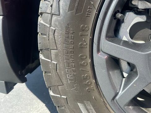 Used 2025 Honda Pilot TrailSport image 33
