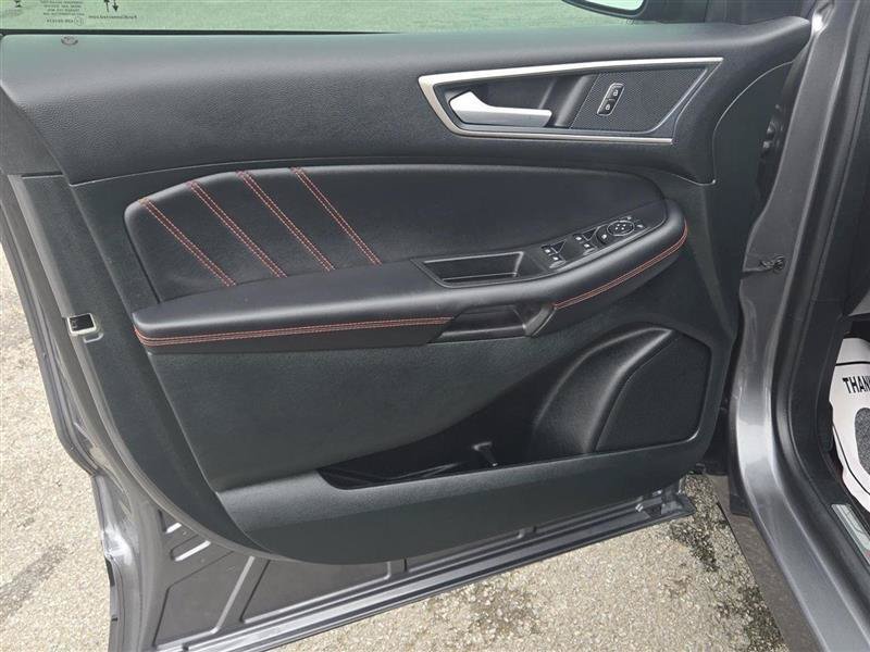 Used 2024 Ford Edge ST-Line AWD/4WD image 11