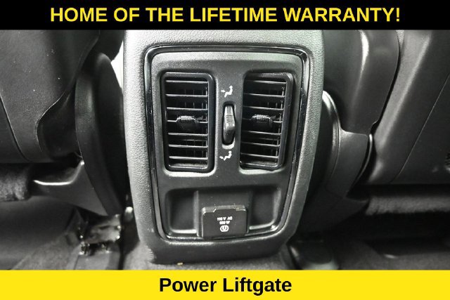 Used 2021 Jeep Grand Cherokee Laredo X AWD/4WD image 34