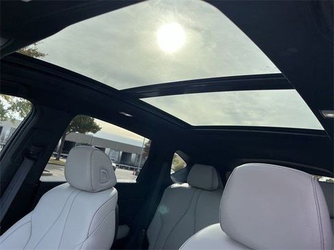 Used 2025 Acura RDX SH-AWD image 27